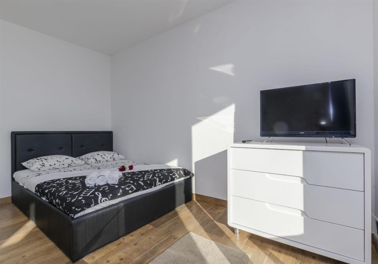 Apartments Lorenzo Lokva Rogoznica Luaran gambar