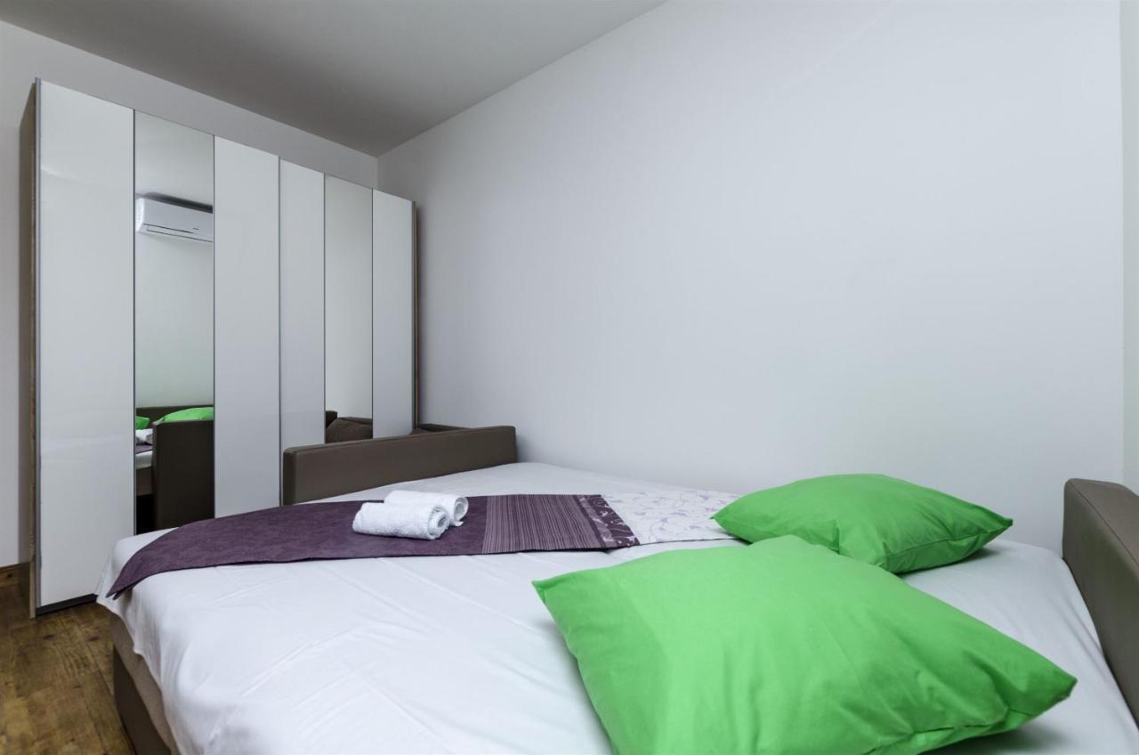 Apartments Lorenzo Lokva Rogoznica Luaran gambar