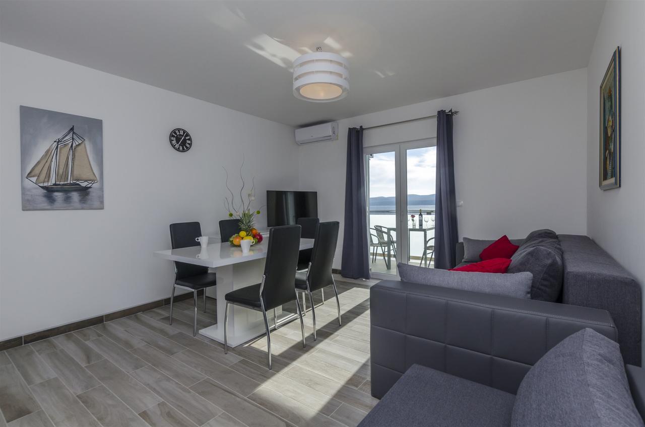 Apartments Lorenzo Lokva Rogoznica Luaran gambar