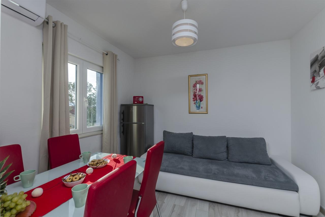 Apartments Lorenzo Lokva Rogoznica Luaran gambar